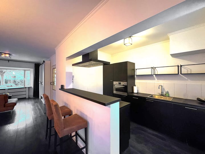 Foto 7 van Leenderweg 219