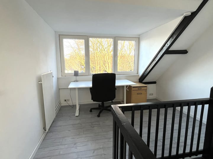 Foto 20 van Leenderweg 219