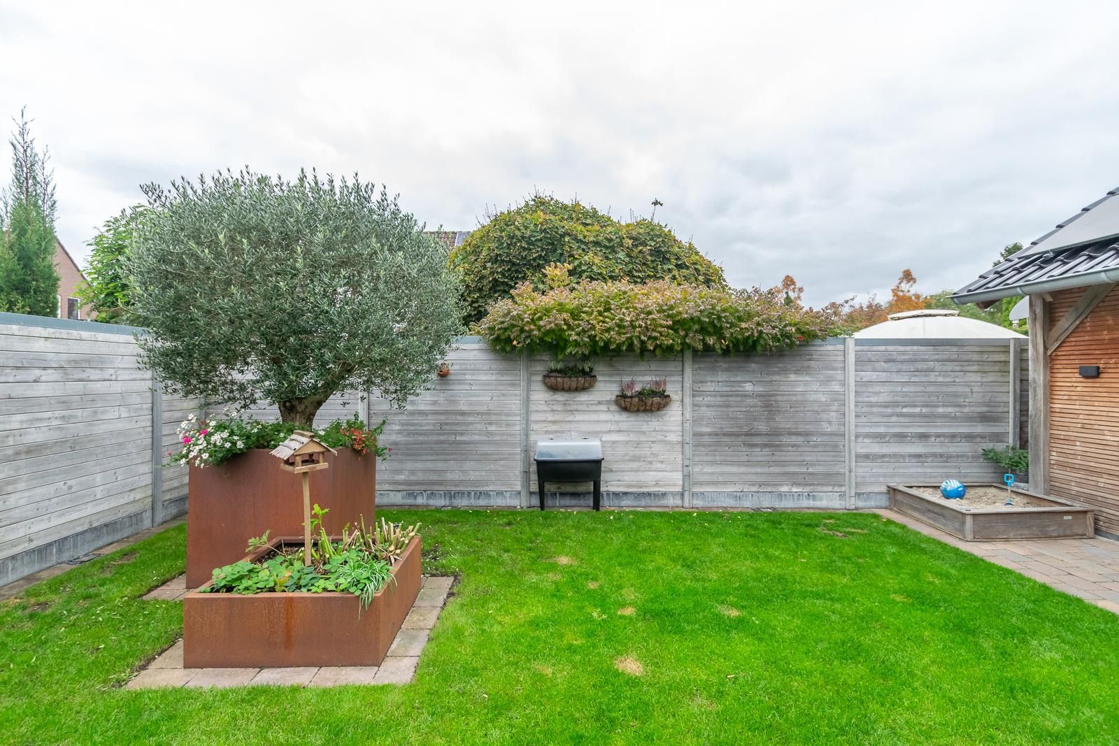 Photo 36 of De Oostmaden 7