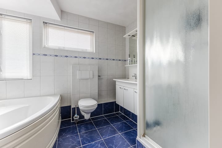 Photo 21 of Borinagestraat 10