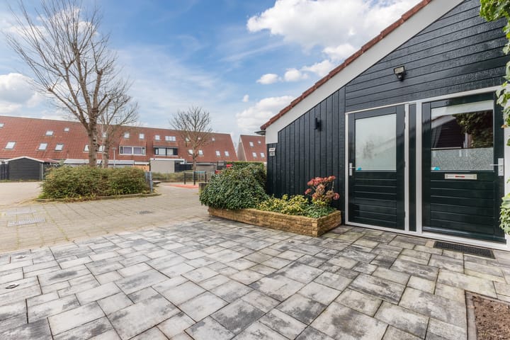 Photo 48 of Borinagestraat 10