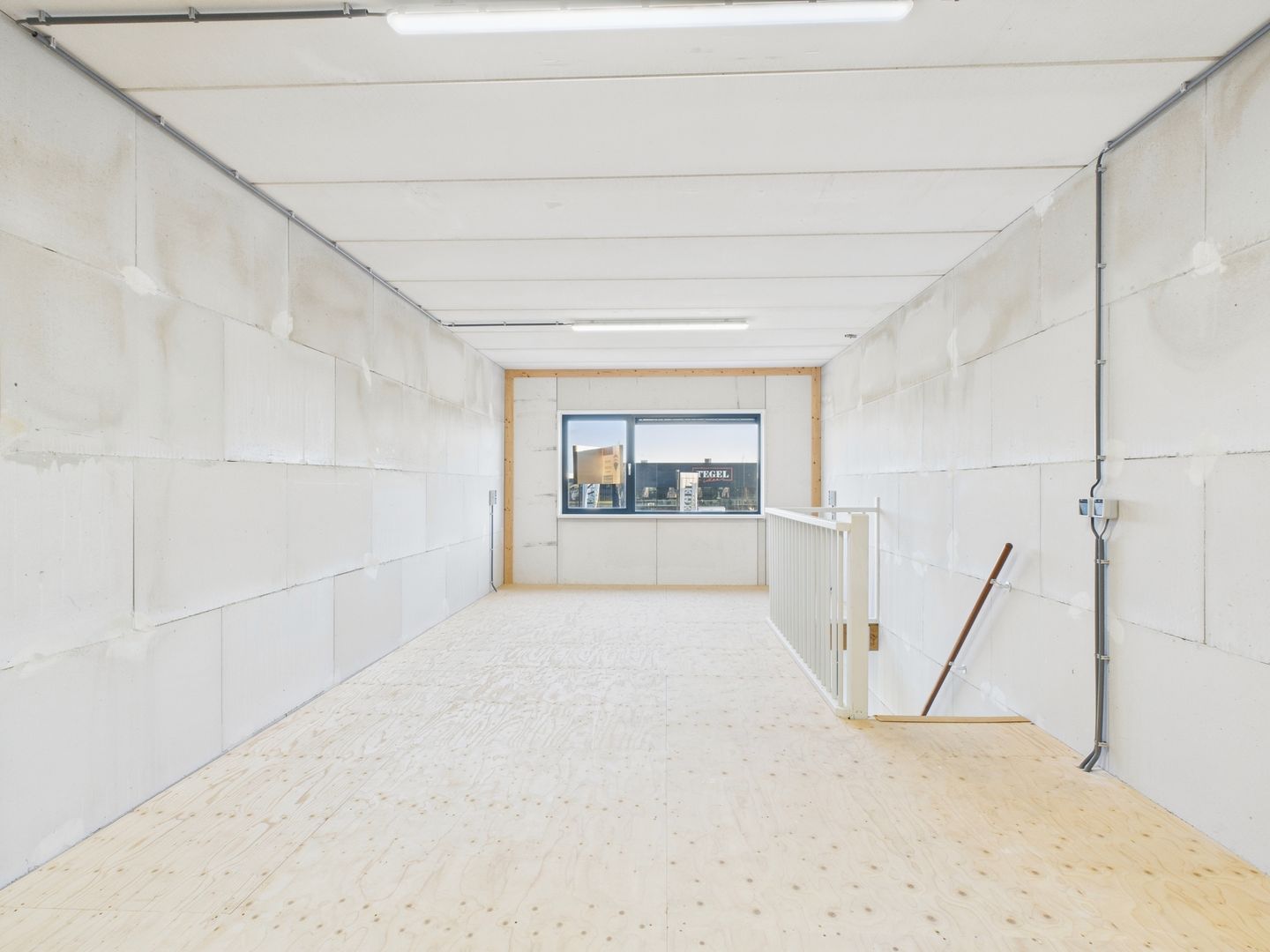 Bekijk foto 4 van Argon 14-A3