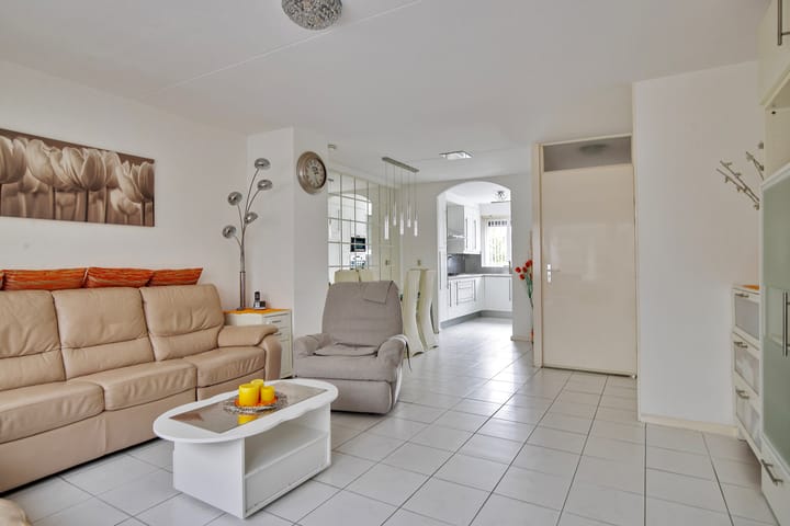 Photo 6 of Galjoen 22