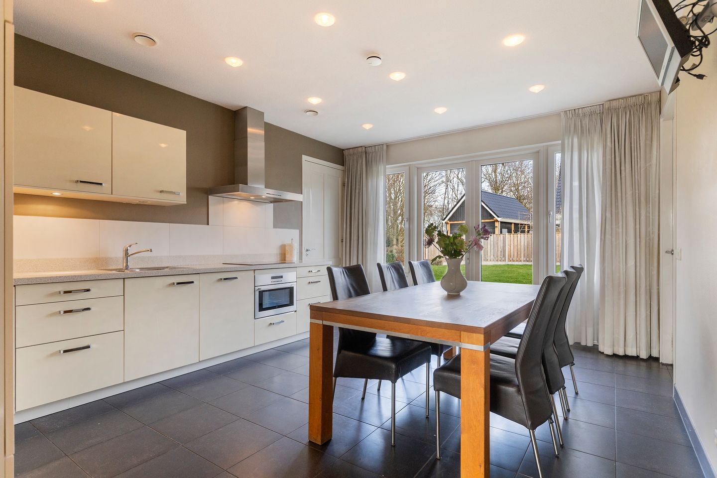 Foto 10 van Scholtensstraat 5