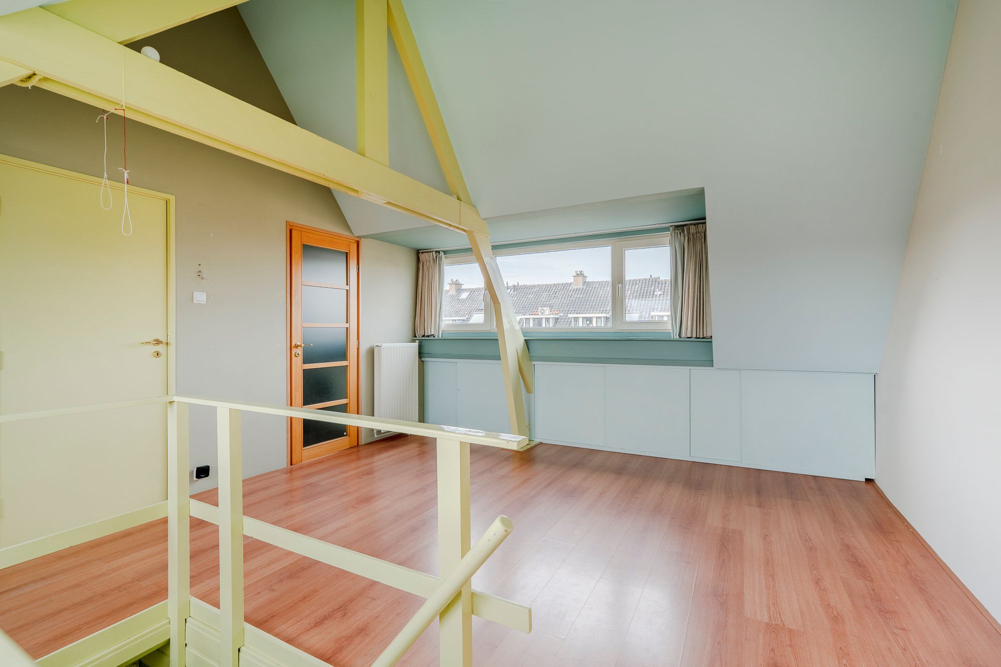 Foto 30 van Johan de Wittstraat 14