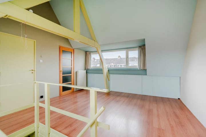 Photo 30 of Johan de Wittstraat 14