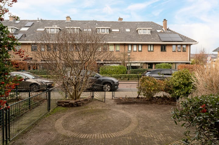 Photo 36 of Johan de Wittstraat 14