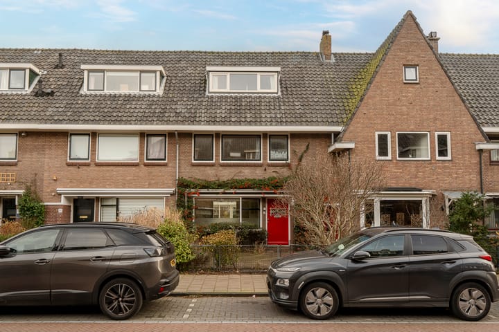 Photo 37 of Johan de Wittstraat 14