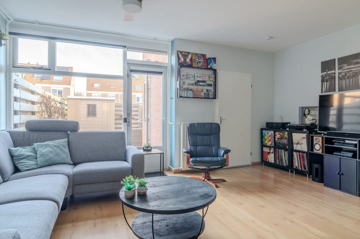 Photo 8 of Zadelmakerstraat 13