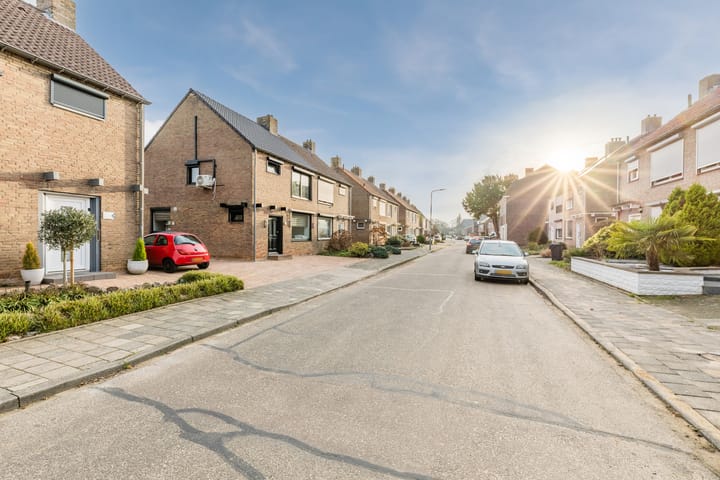 Photo 5 of Landweringstraat 38