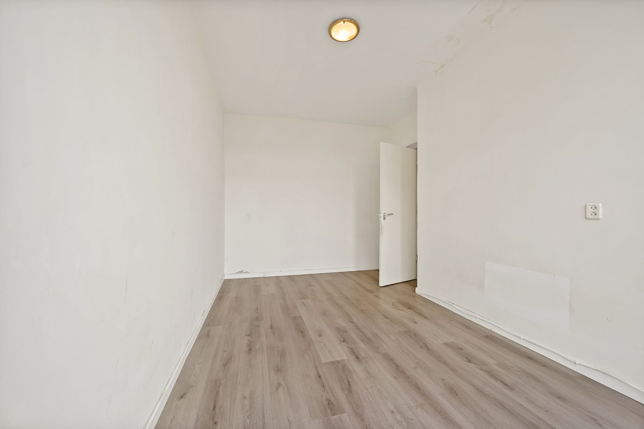 Photo 15 of Dautzenbergstraat 92