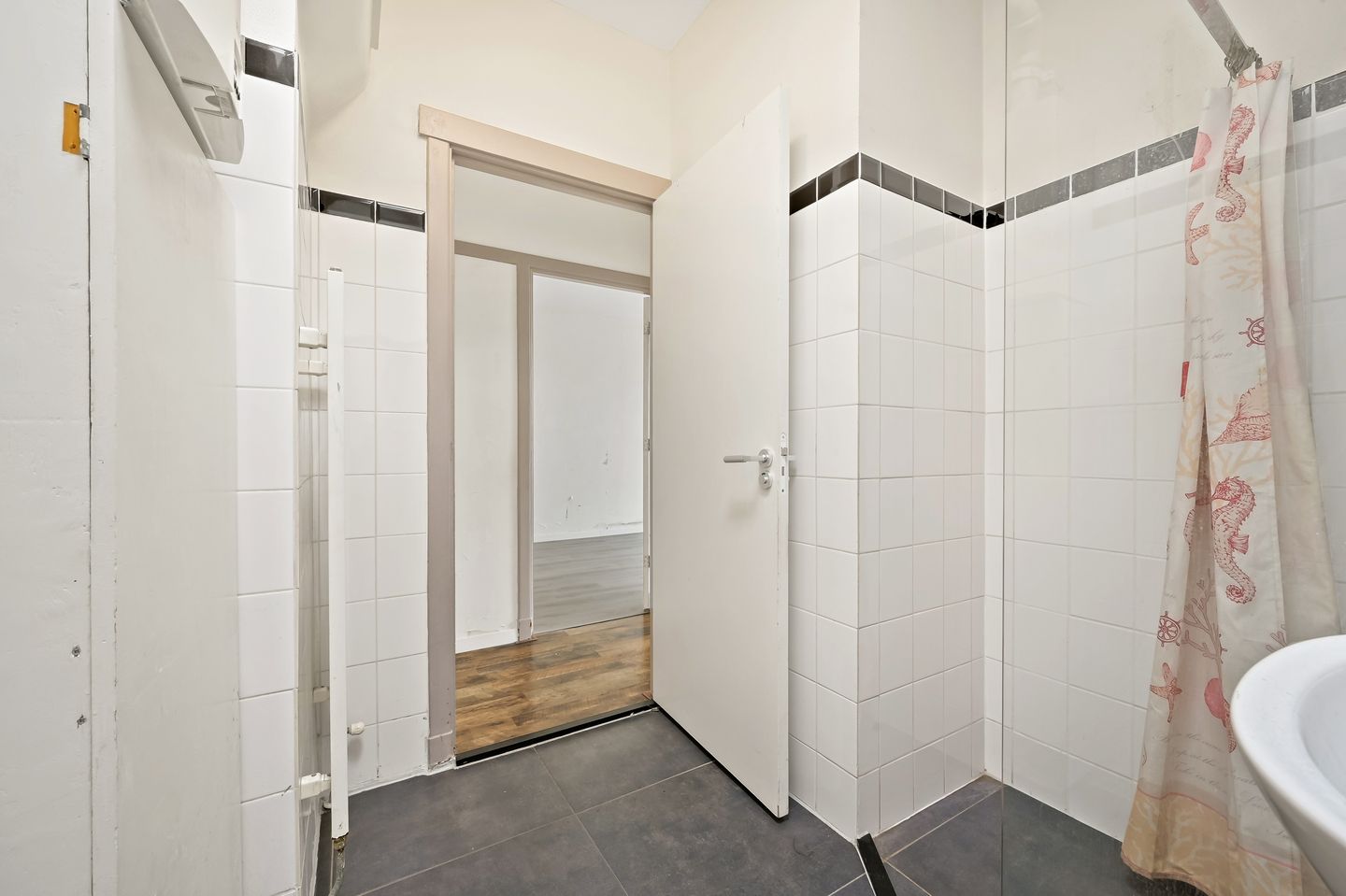 Photo 10 of Dautzenbergstraat 92