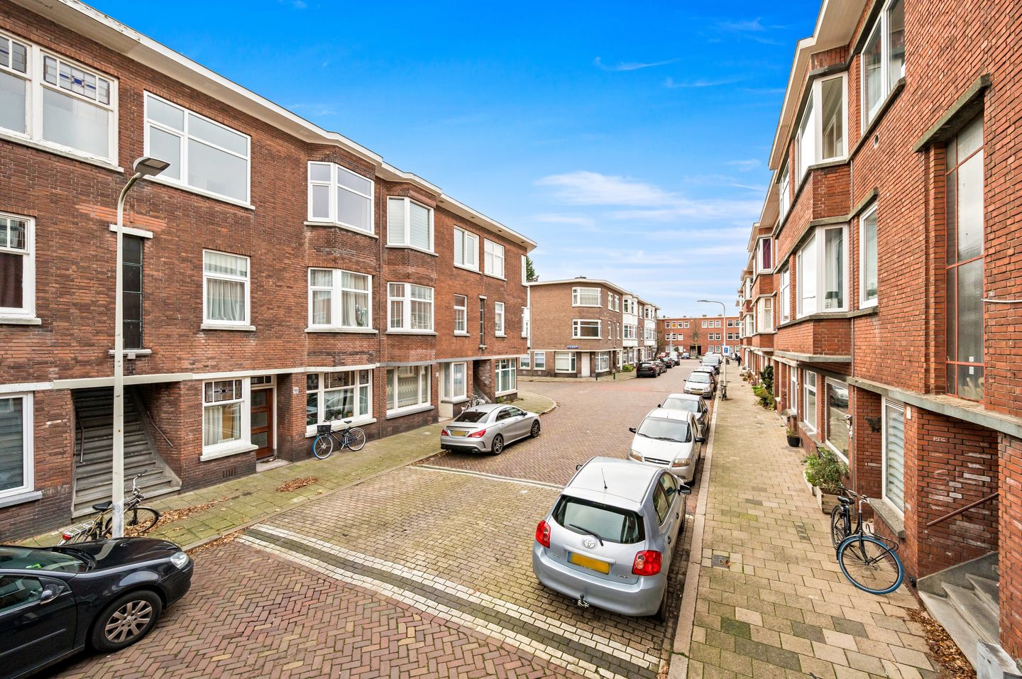 Photo 29 of Dautzenbergstraat 92