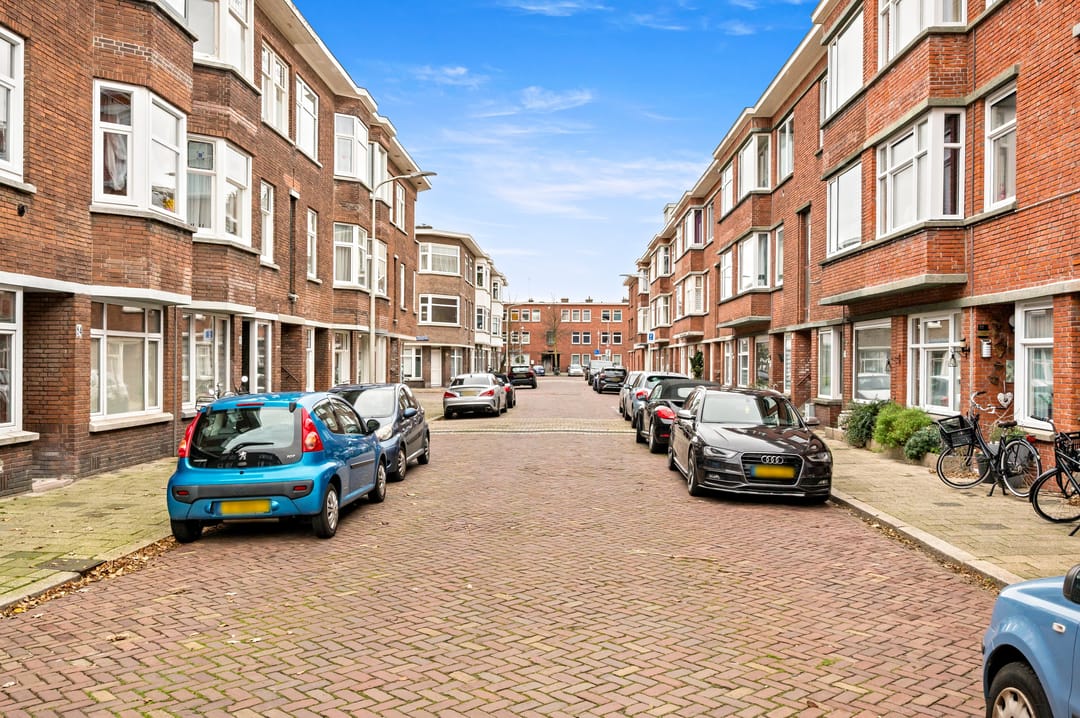 Photo 31 of Dautzenbergstraat 92