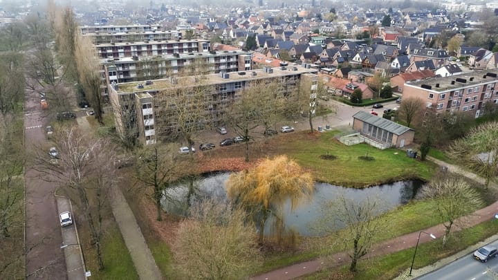 Photo 3 of Cort van der Lindenstraat 34