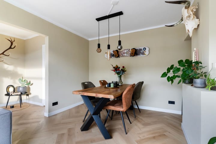 Photo 18 of Cort van der Lindenstraat 34