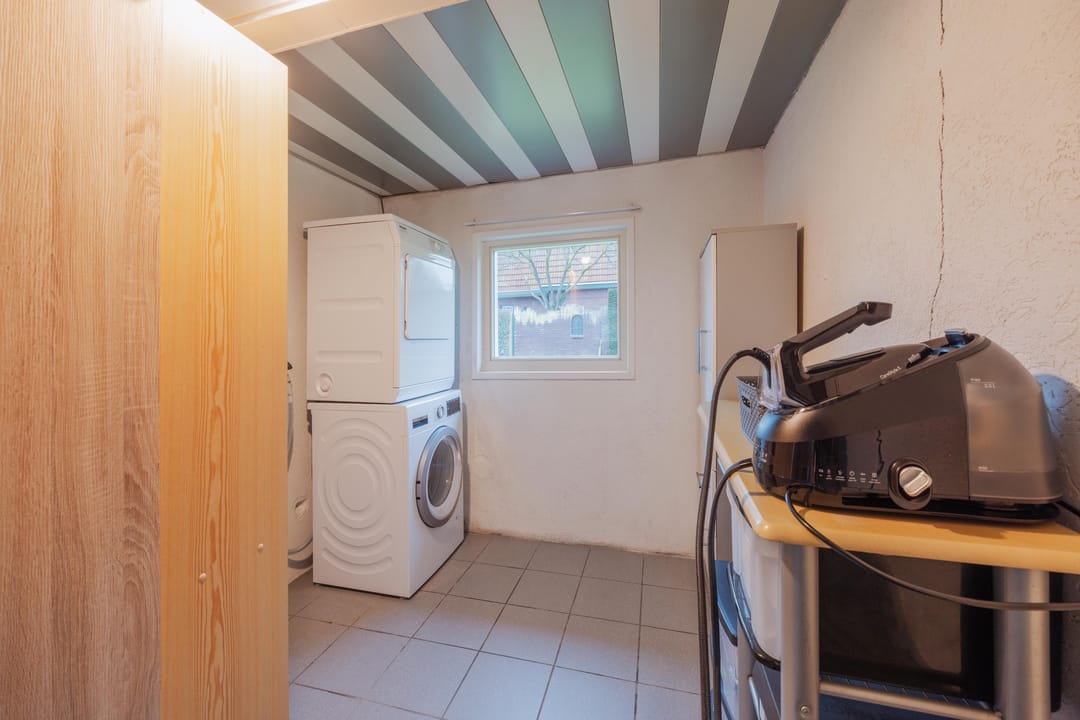 Photo 32 of Crommentuijnstraat 12