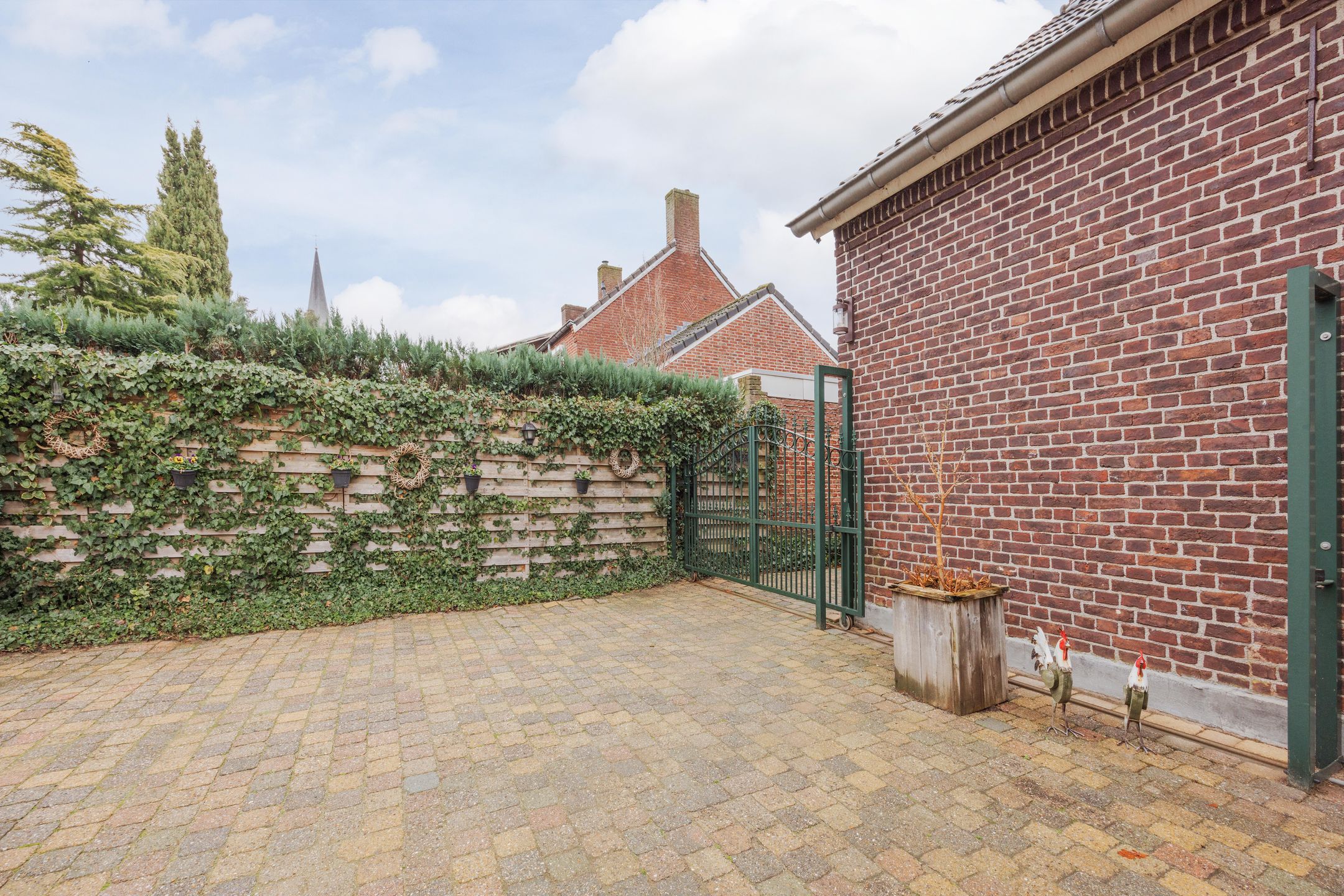 Photo 39 of Crommentuijnstraat 12