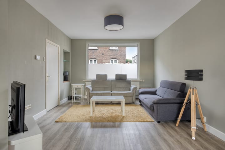 Photo 8 of Burgemeester Janssenstraat 39