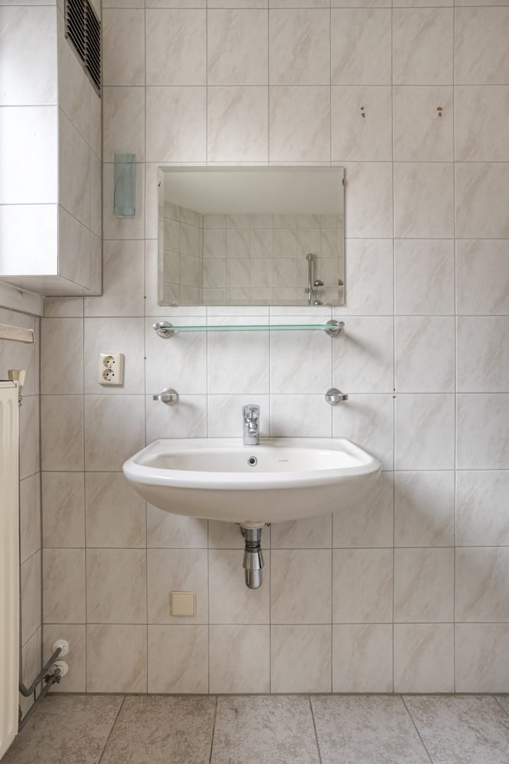 Photo 22 of Burgemeester Janssenstraat 39