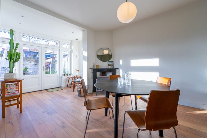 Foto 10 van Huygensstraat 48