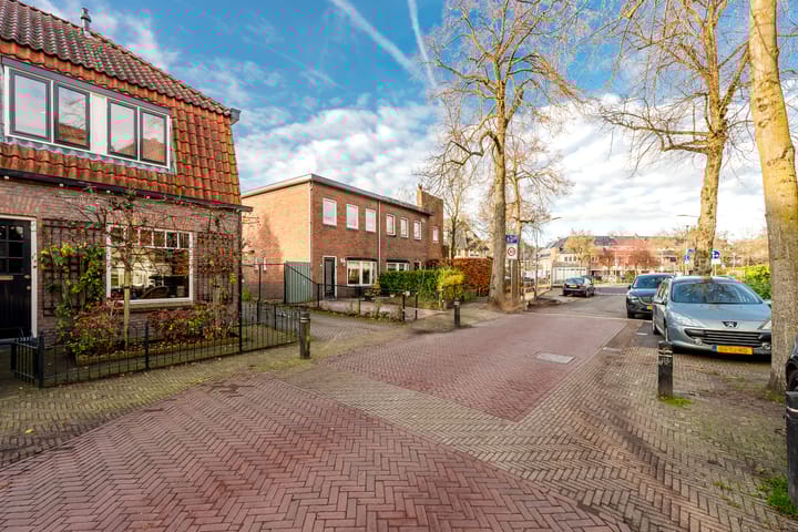 Foto 32 van Huygensstraat 48