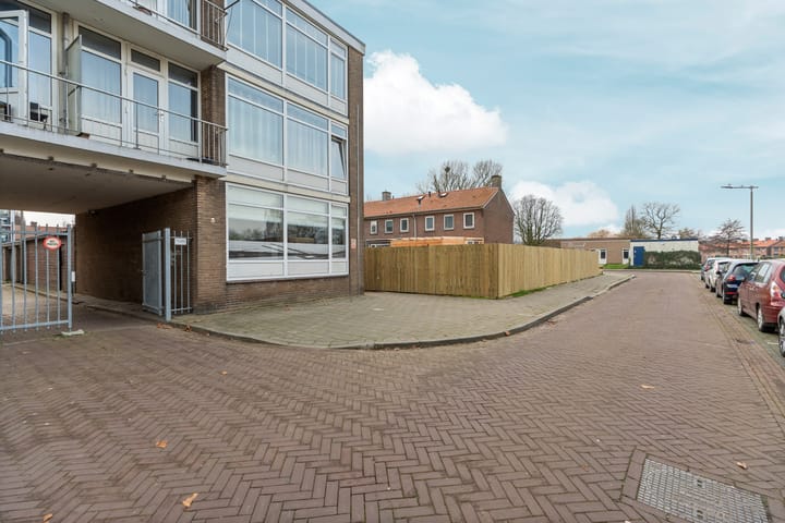 Foto 3 van Zwanebloemlaan 3