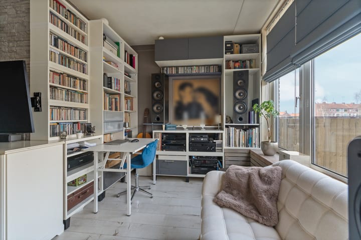 Photo 6 of Zwanebloemlaan 3