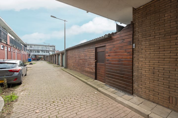 Photo 33 of Zwanebloemlaan 3