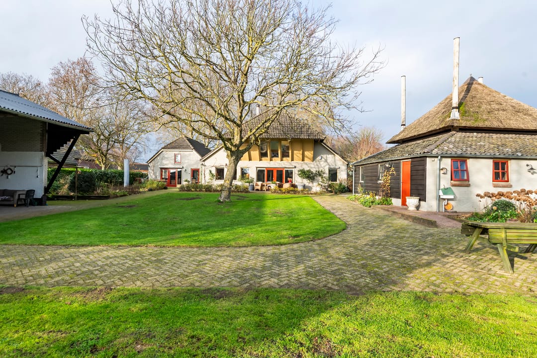 Foto 23 van Dorpsplein 2