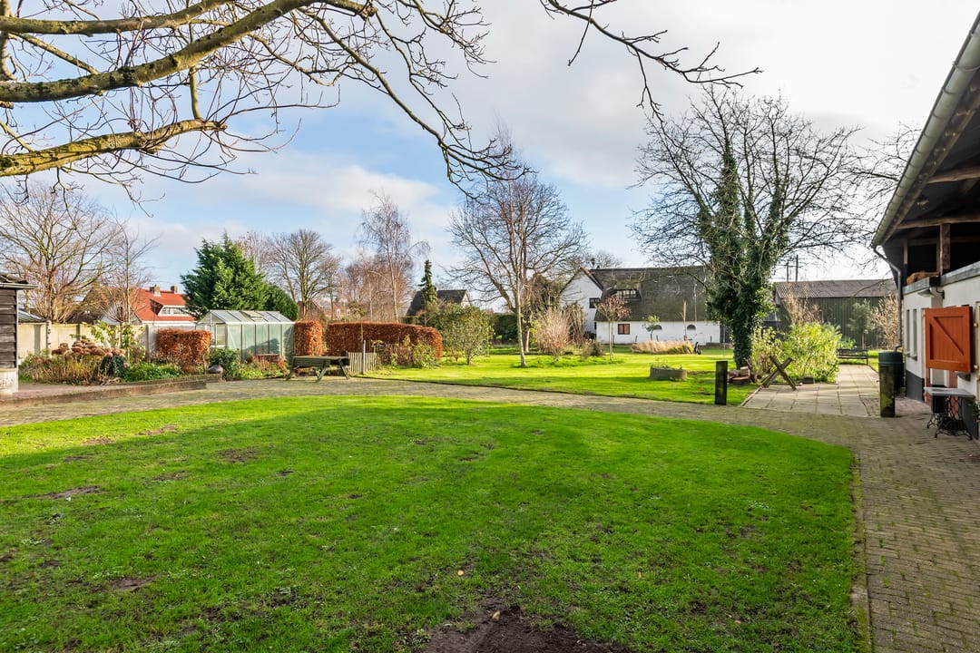 Foto 26 van Dorpsplein 2