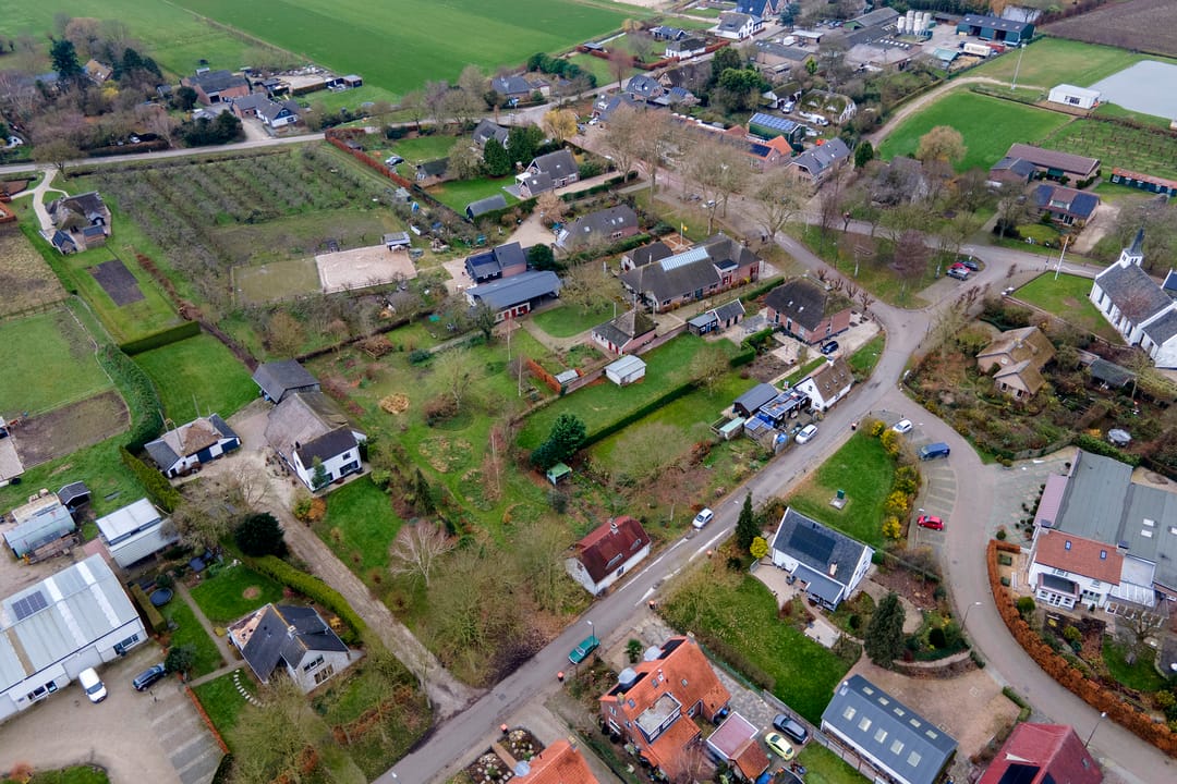 Foto 101 van Dorpsplein 2