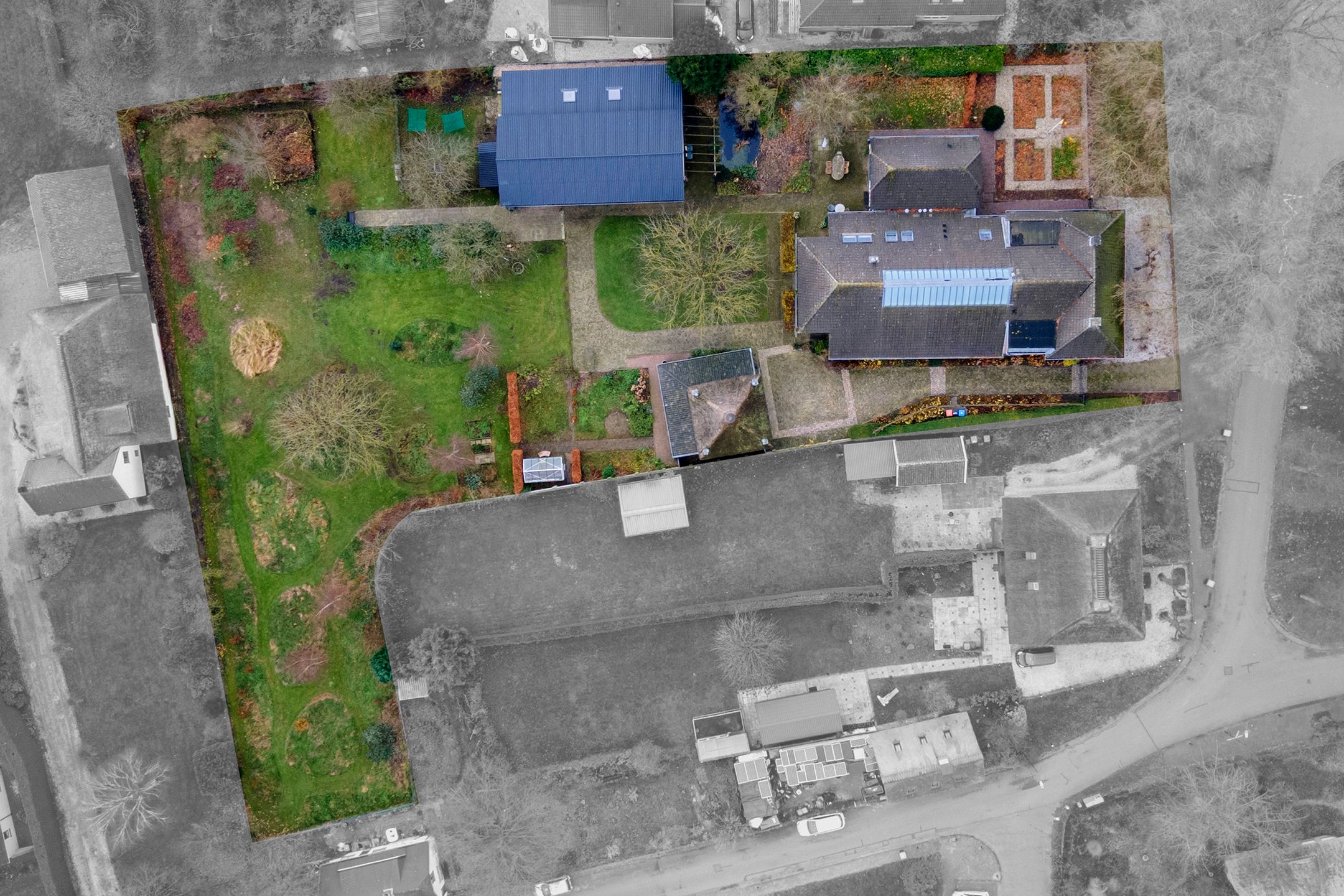 Foto 102 van Dorpsplein 2