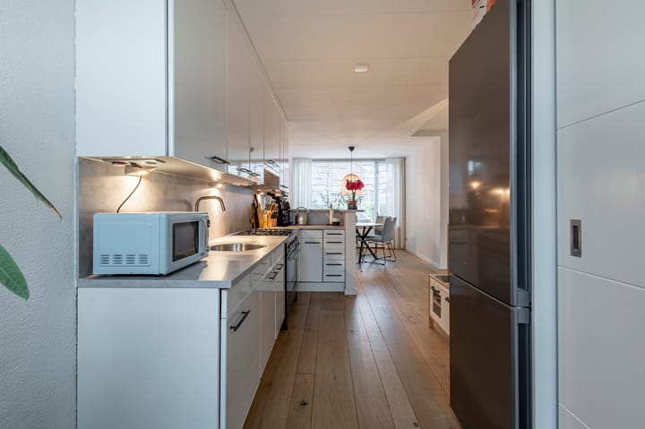 Foto 15 van van Wenastraat 9