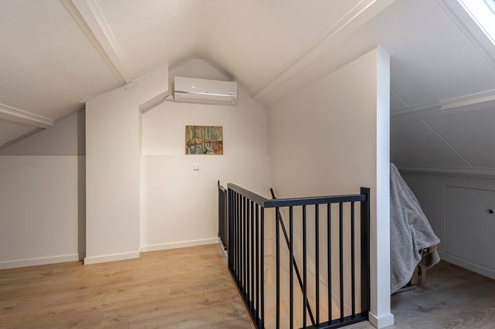 Foto 31 van van Wenastraat 9