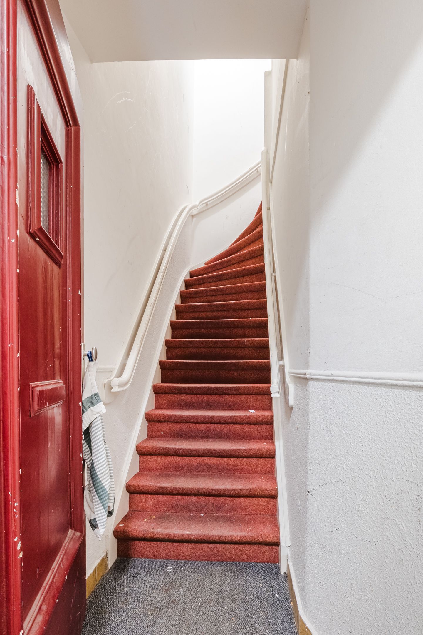 Photo 6 of Stoeldraaierstraat 15-A