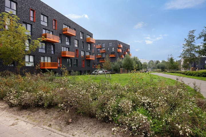 Foto 16 van Tonkensstraat 17