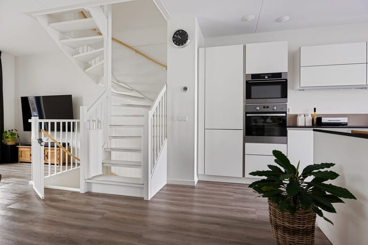 Foto 25 van Tonkensstraat 17