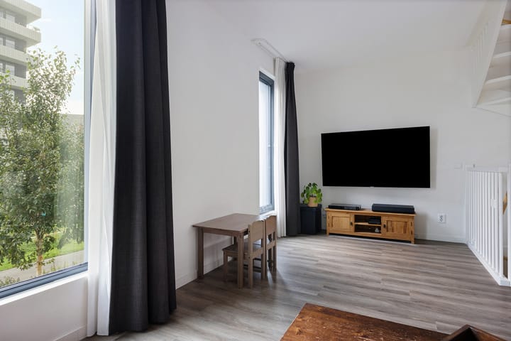 Foto 26 van Tonkensstraat 17