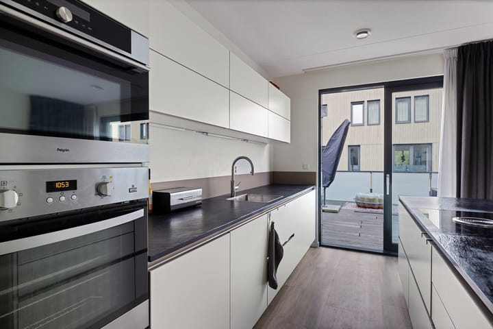 Foto 33 van Tonkensstraat 17