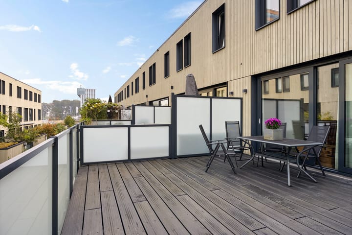 Foto 36 van Tonkensstraat 17