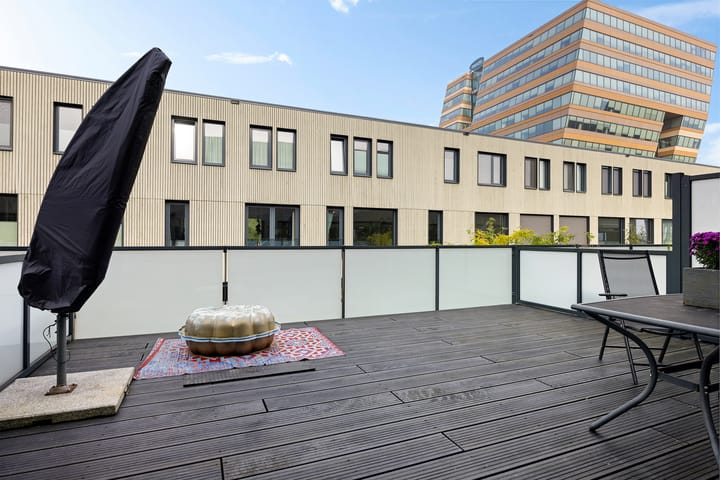 Foto 38 van Tonkensstraat 17