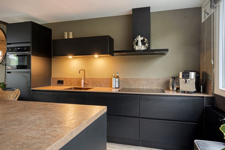 Foto 11 van Bijsselseweg 11-16