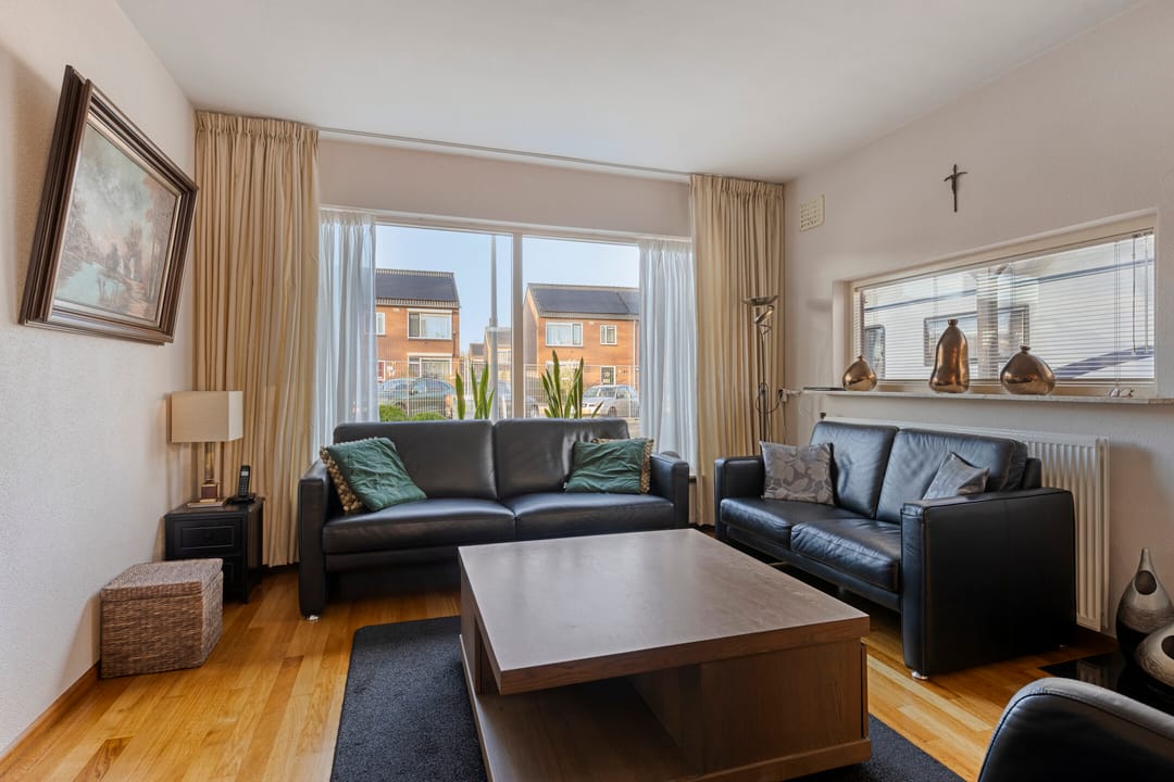 Photo 11 of Arentzenstraat 1