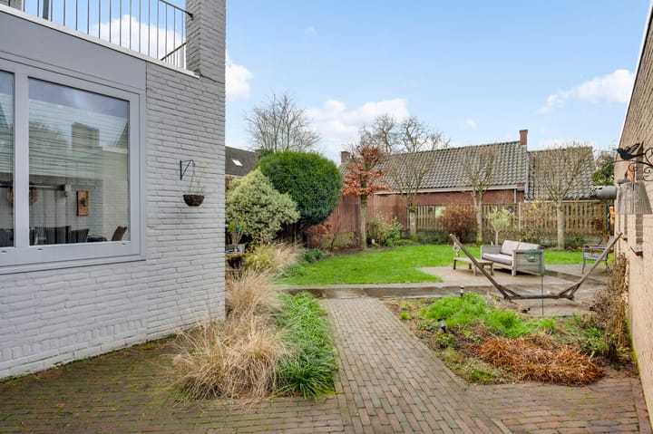 Foto 49 van Gebr. van Doornelaan 23