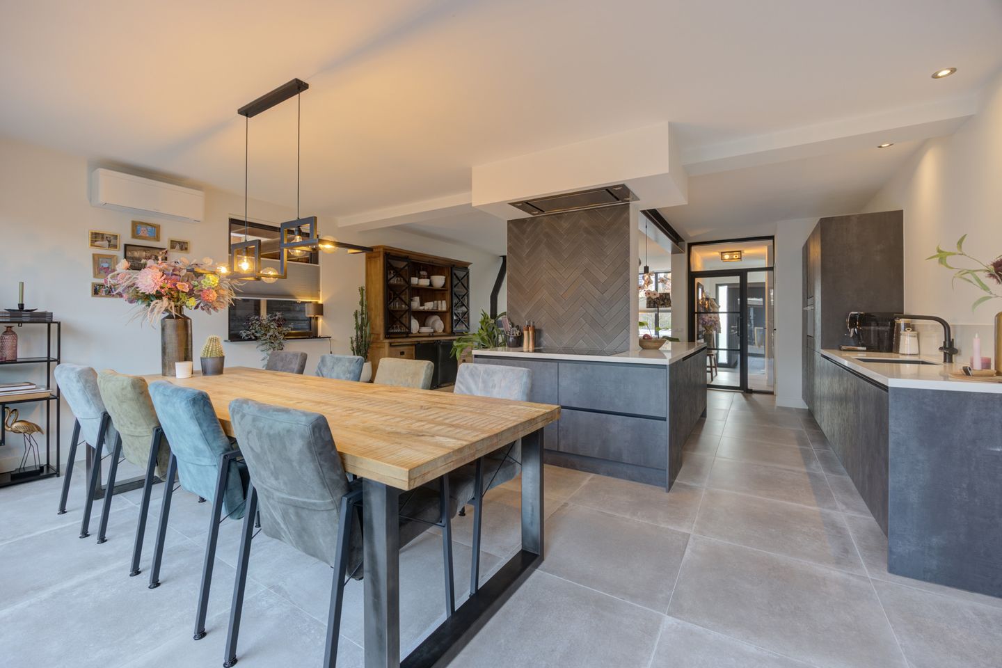 Photo 19 of Jacob Catslaan 31