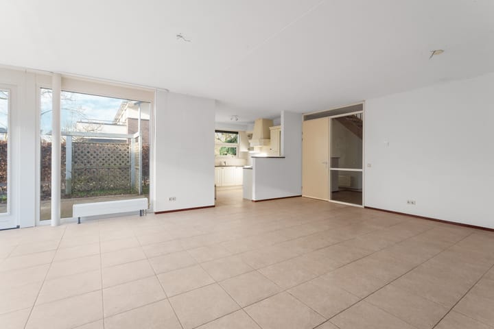 Foto 10 van Leeuwencamp 1