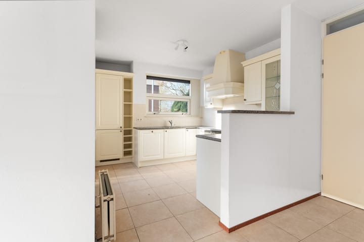 Foto 13 van Leeuwencamp 1