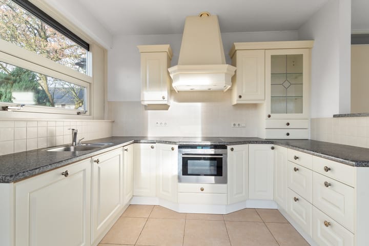 Foto 14 van Leeuwencamp 1