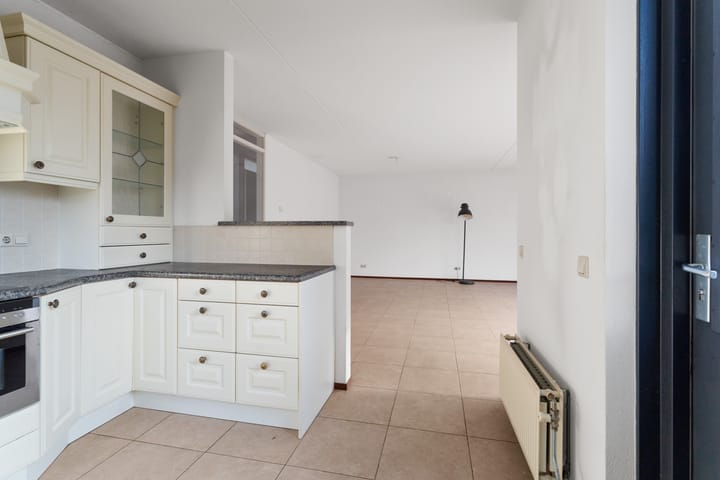 Foto 15 van Leeuwencamp 1